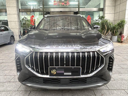 捷途 2023款 X70 PLUS 1.5T 勇者PLUS5座 自动挡