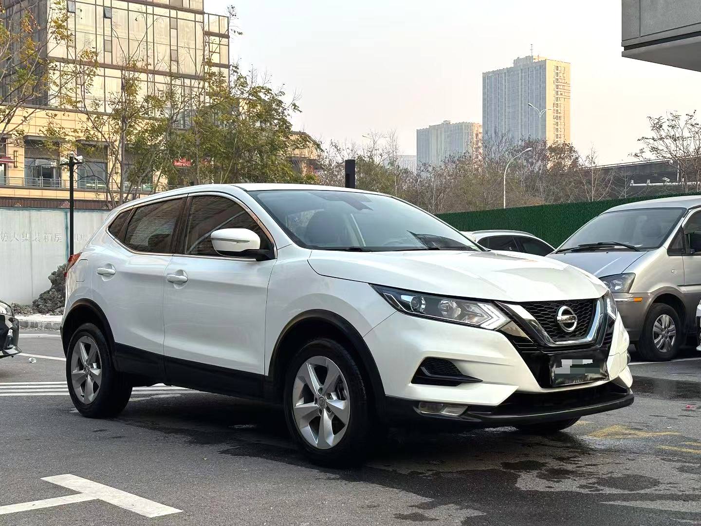 日产2022款逍客2.0无级XV智享版自动挡