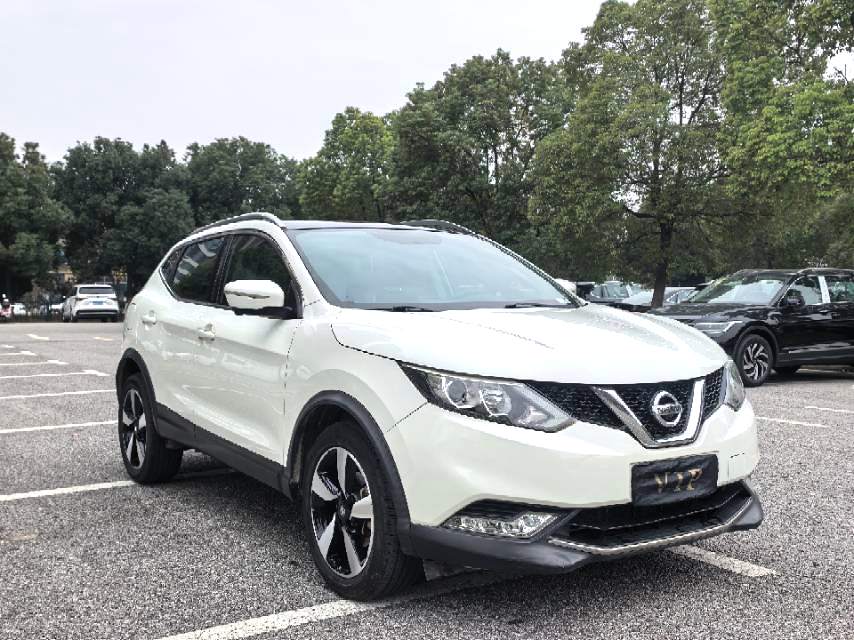 2016 Nissan Qashqai 2.0 CVT XVPrem Luxury Edition Automatic