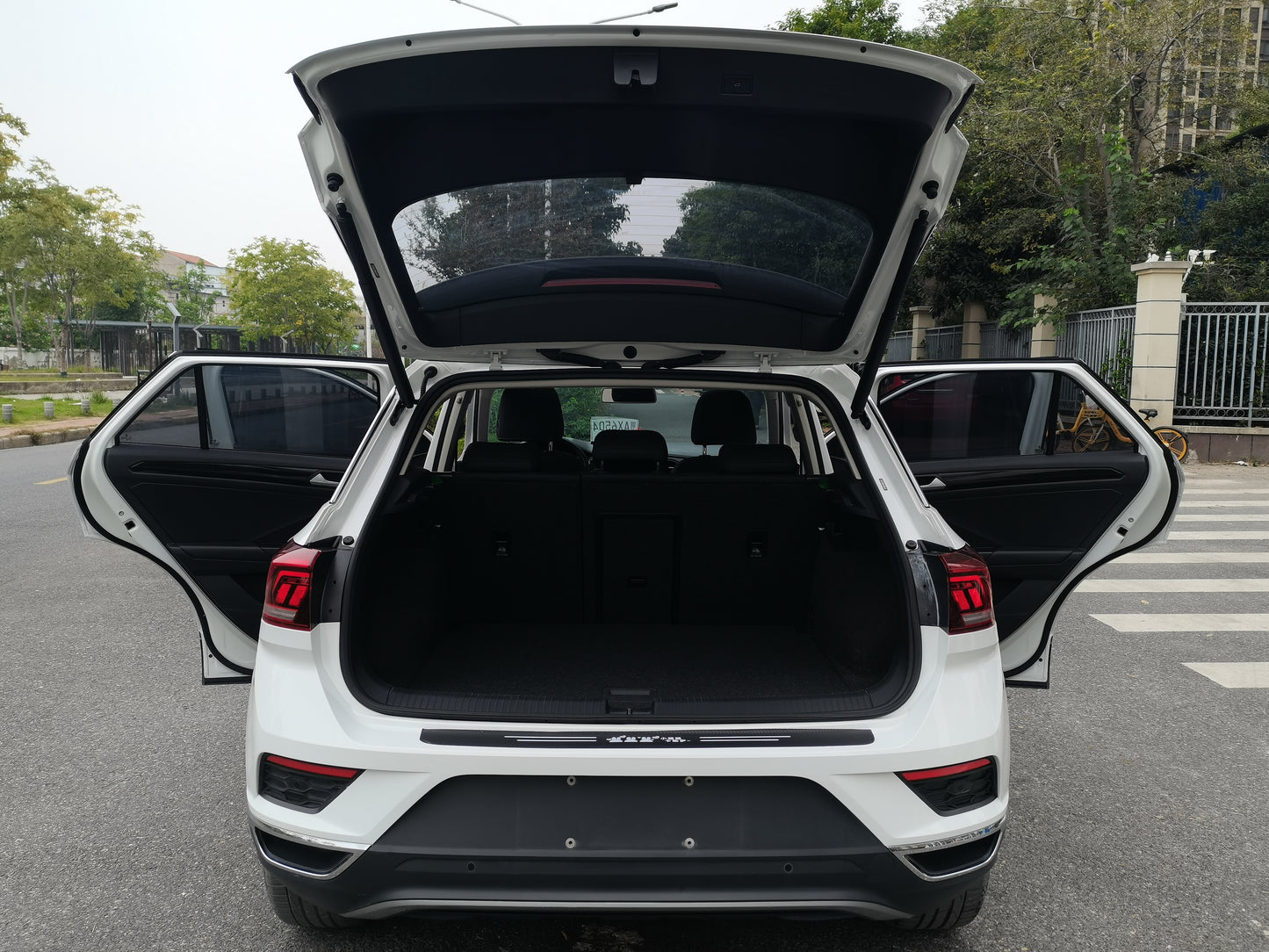 Volkswagen T-ROC Exploration Song 2022 280TSI DSG 2WD Comfort PLUS