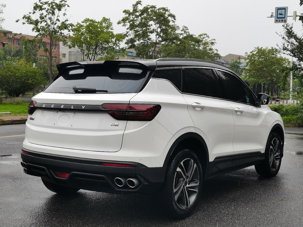 Geely Binyue 2021 1.4T DCT Diamond Edition