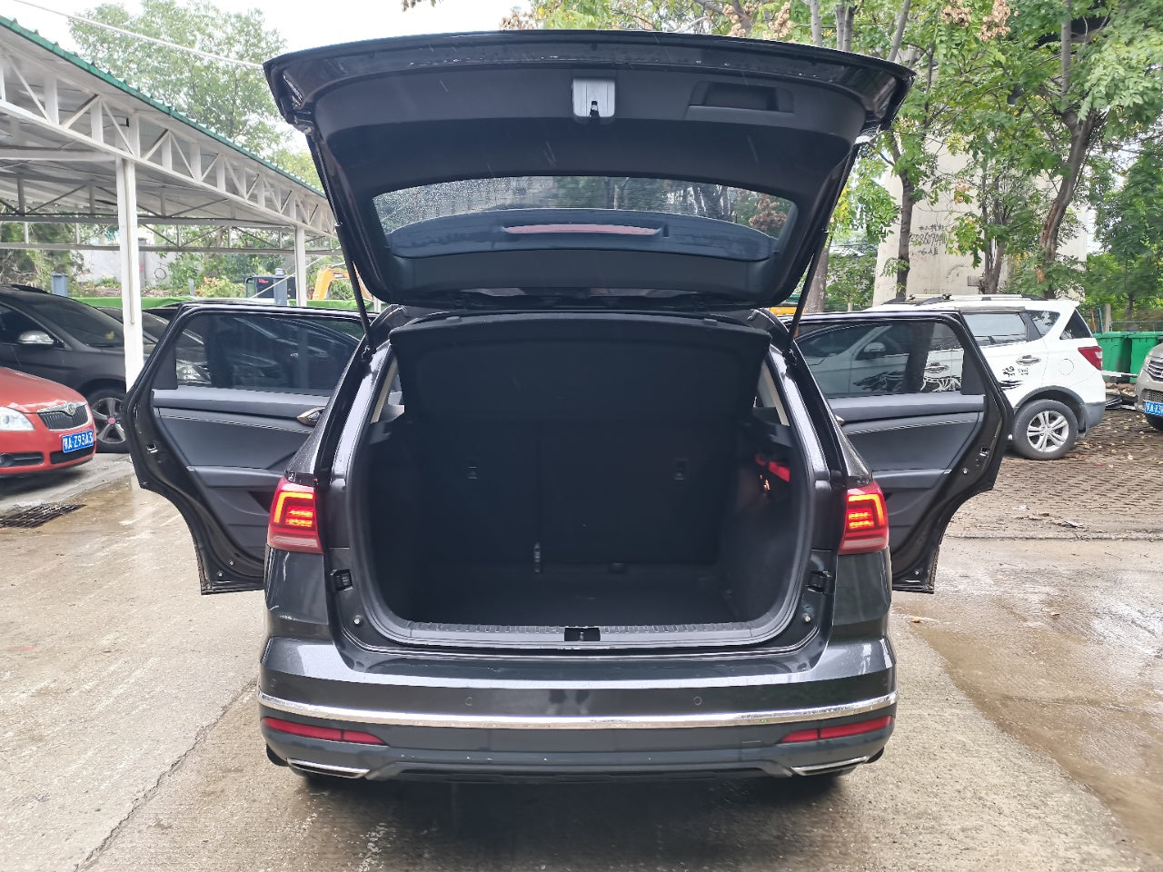 Volkswagen Touareg 2022 280TSI 2WD Luxury Edition