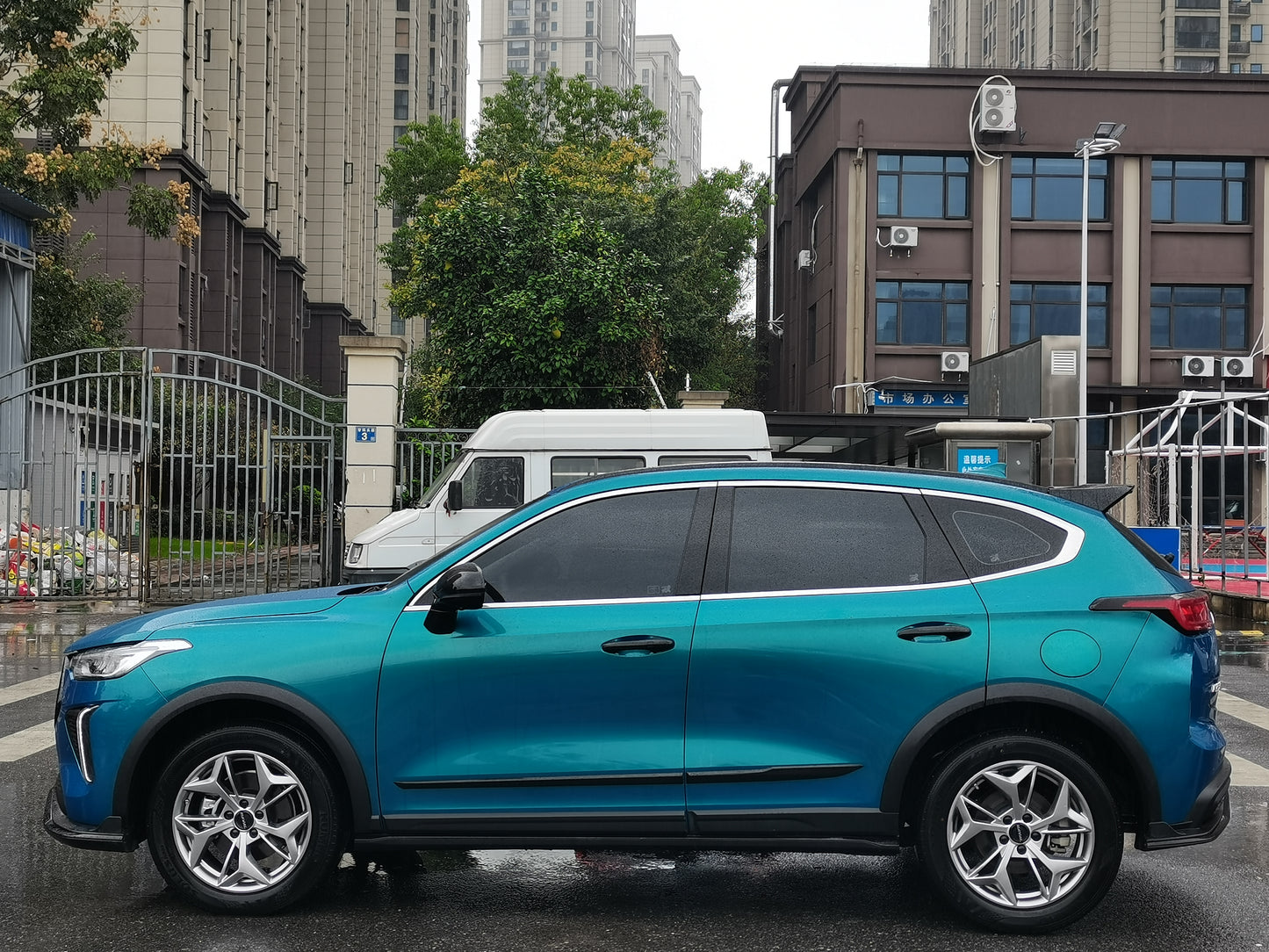 哈弗赤兔 2022款 劲享版 1.5T 紫铜兔