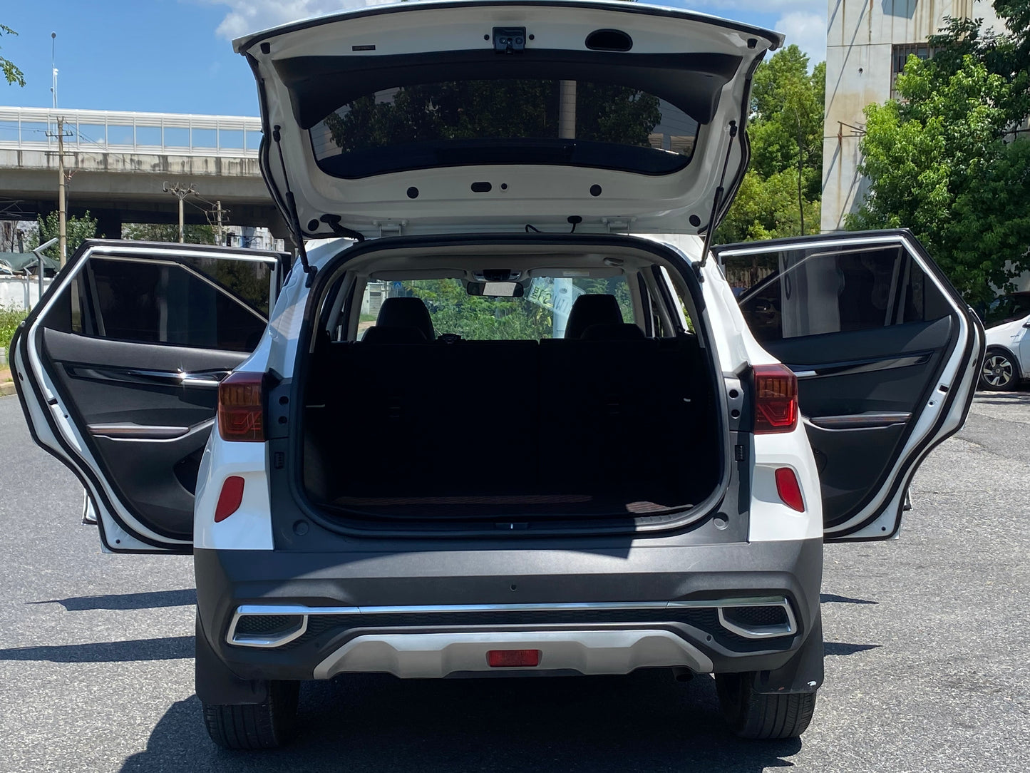 起亚KX3 2021款 1.5L CVT潮流版