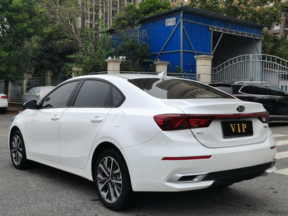 Kia K3 2021 вид сзади