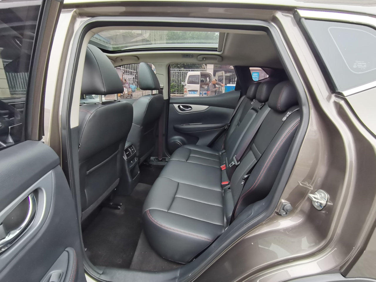 Nissan Qashqai 2022 интерьер салона