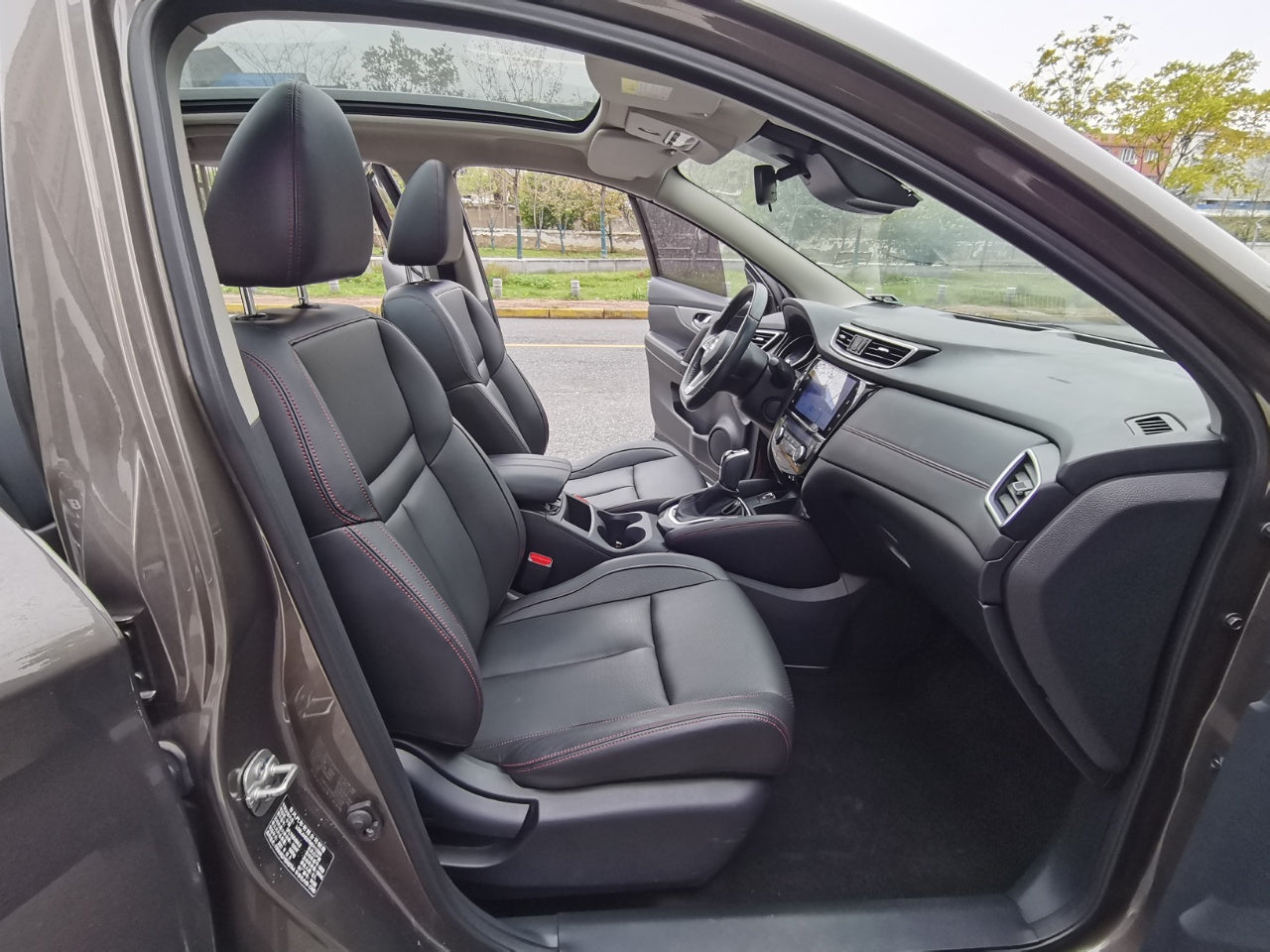 Nissan Qashqai 2022 интерьер салона