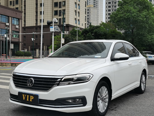 Volkswagen Lavida 2022 вид сбоку