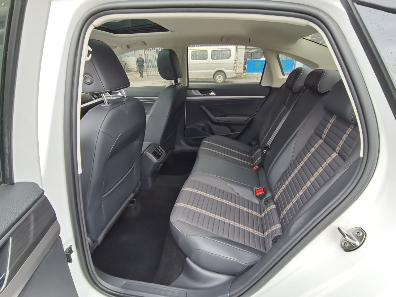 Volkswagen Lavida 2022 интерьер салона