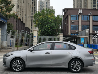 Kia K3 2021 вид сбоку