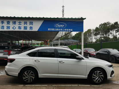 Volkswagen Lavida 2023 вид сбоку