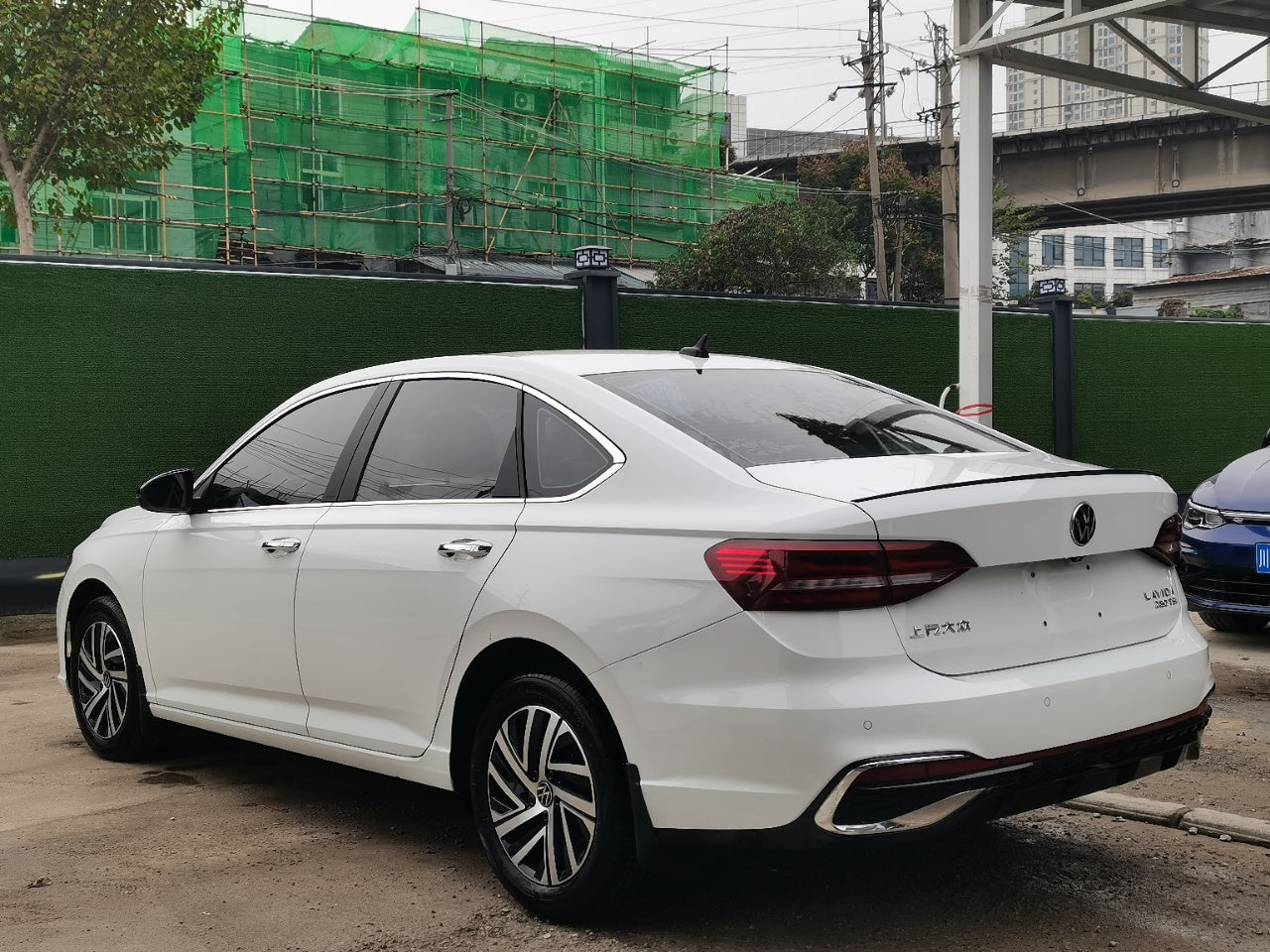 Volkswagen Lavida 2023 вид сзади