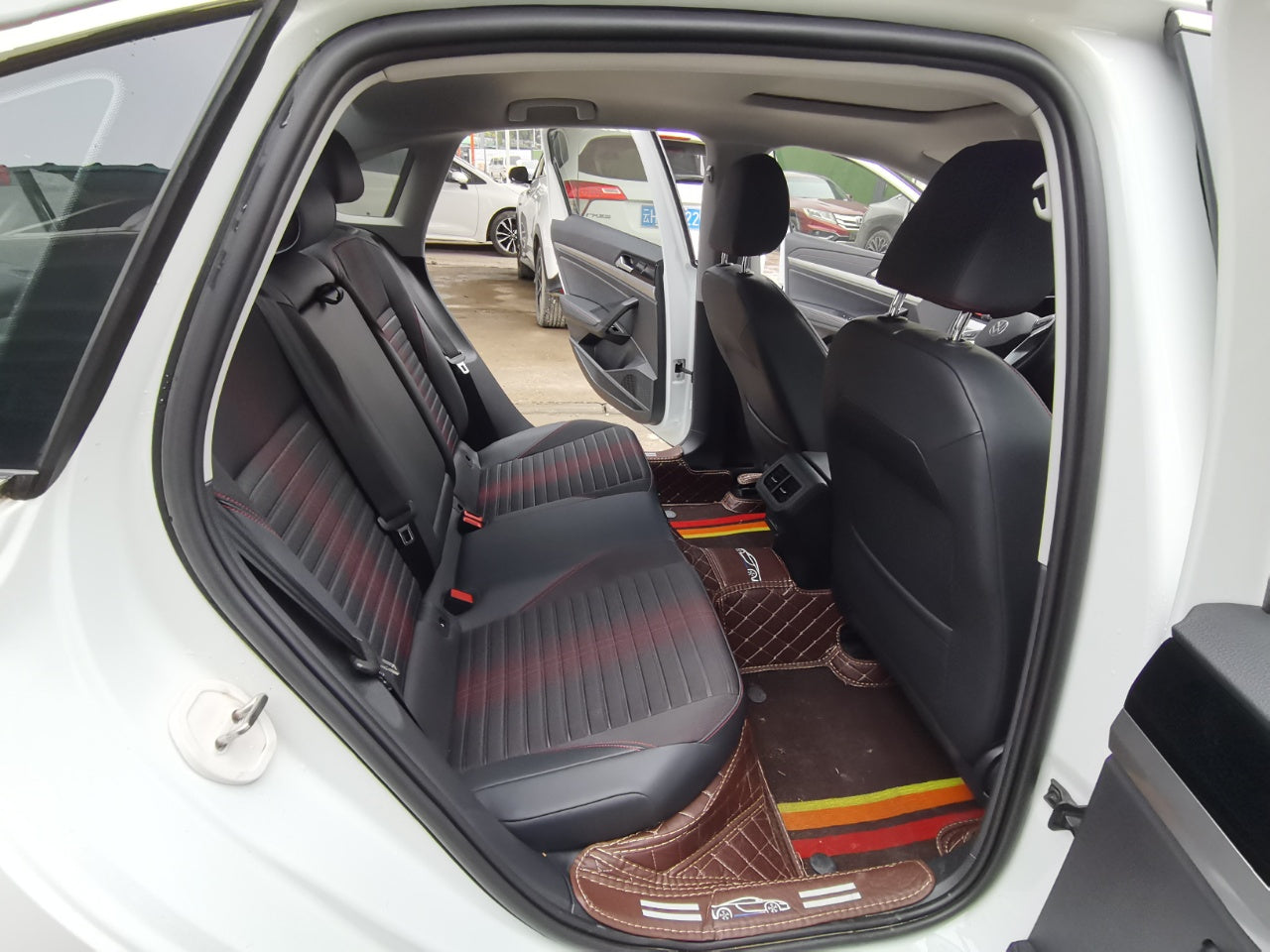 Volkswagen Lavida 2023 интерьер салона