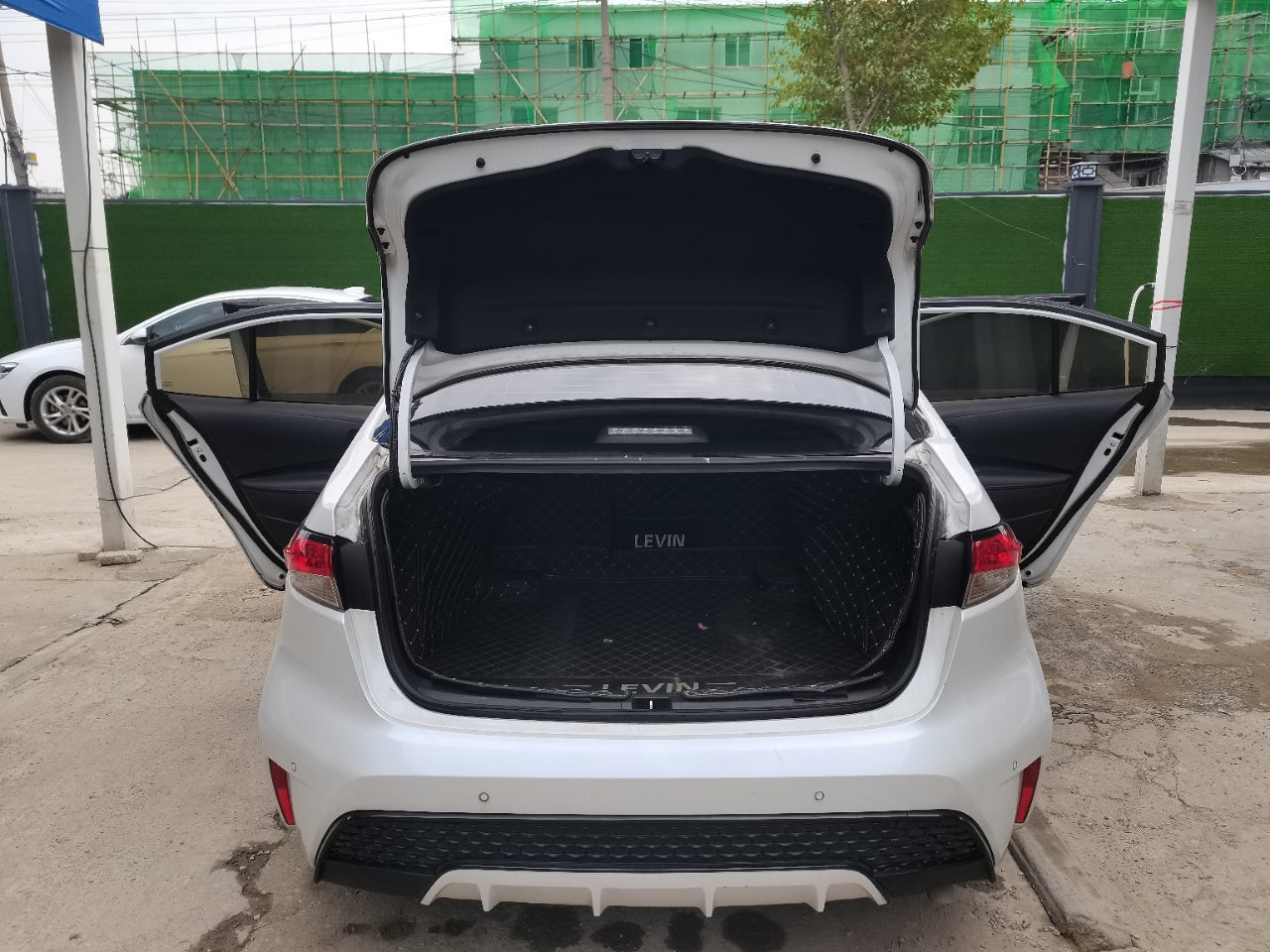 Toyota Corolla 2021 вид сзади