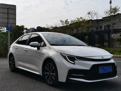 Toyota Corolla 2021 вид сбоку