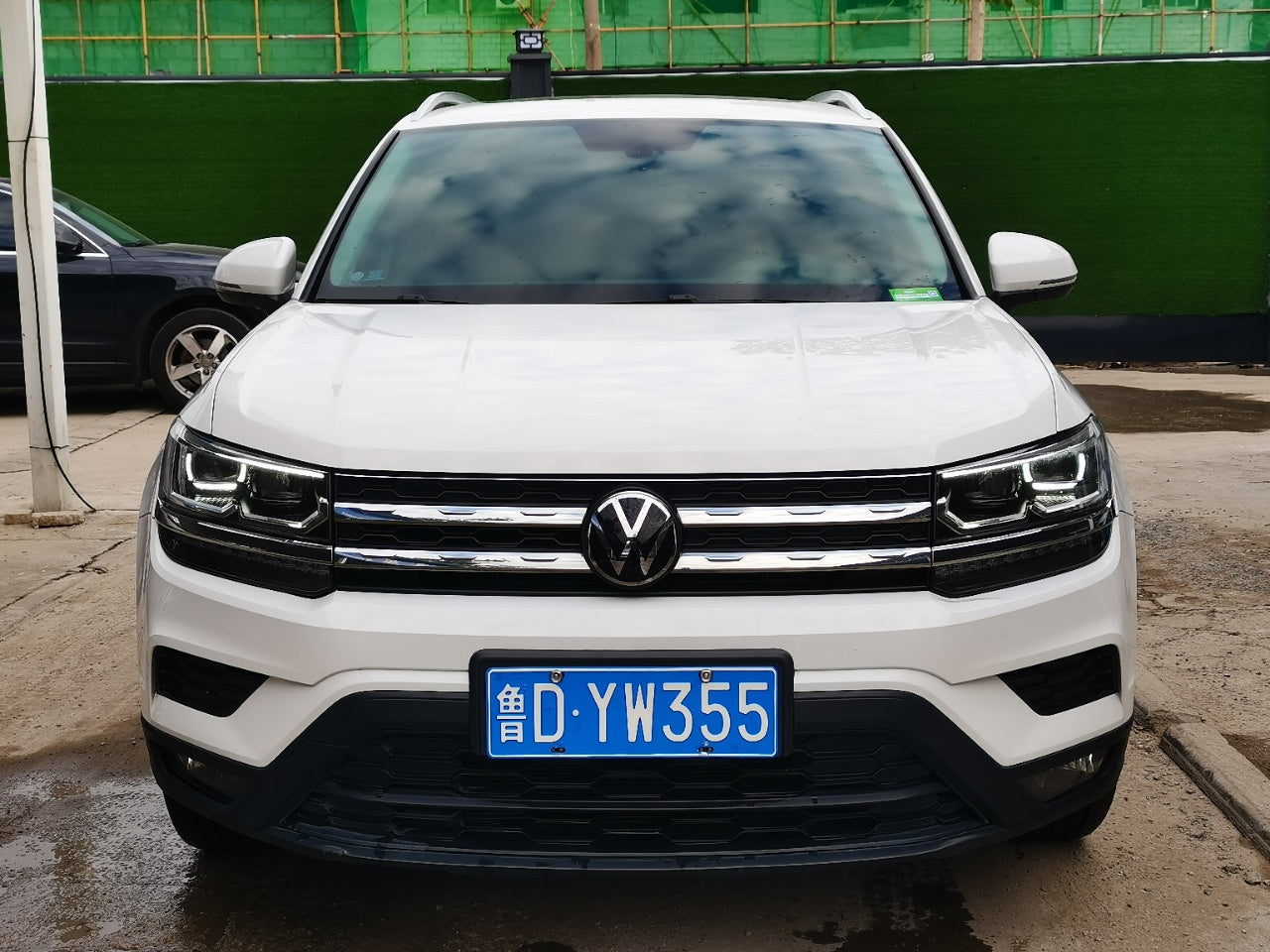 Volkswagen Tharu 2022 вид спереди