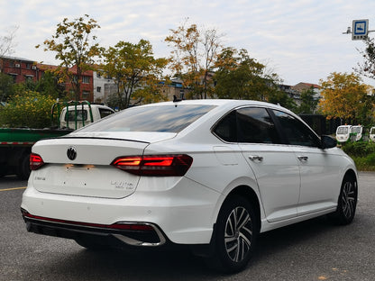 Volkswagen Lavida 2023 вид сзади