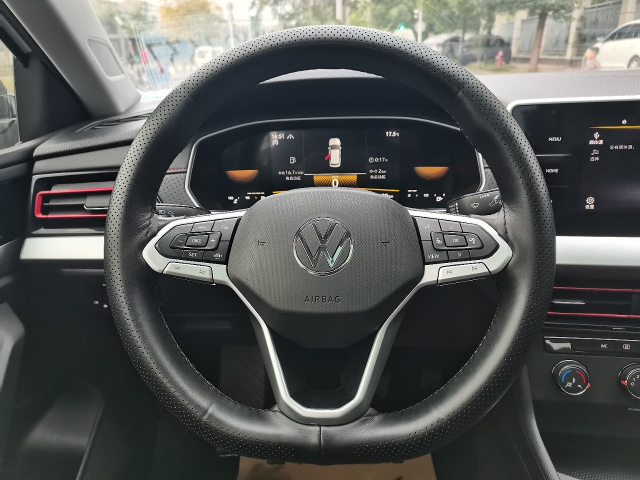 Volkswagen Lavida 2023 центральная панель