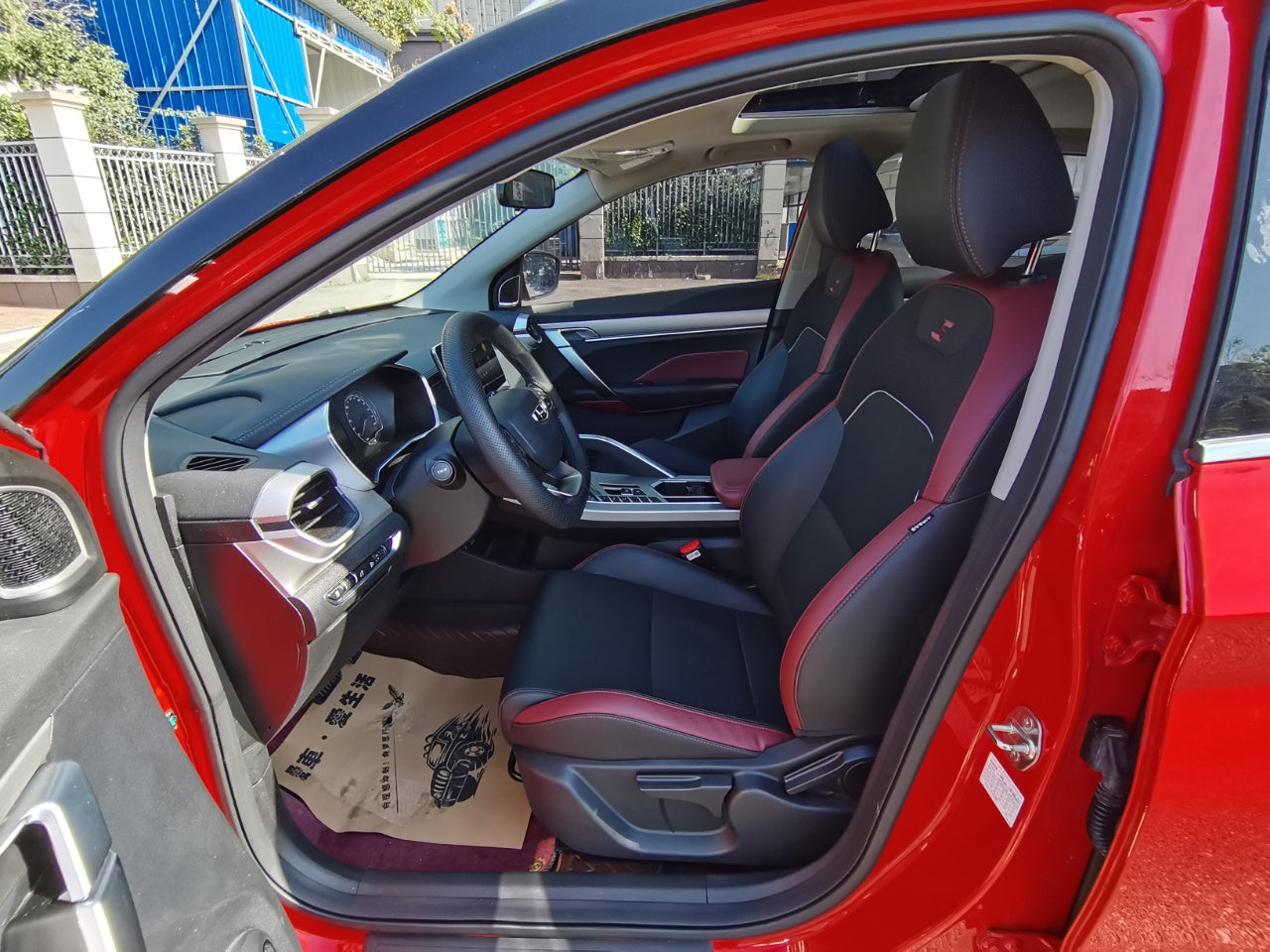 Geely Binyue 2021 интерьер салона