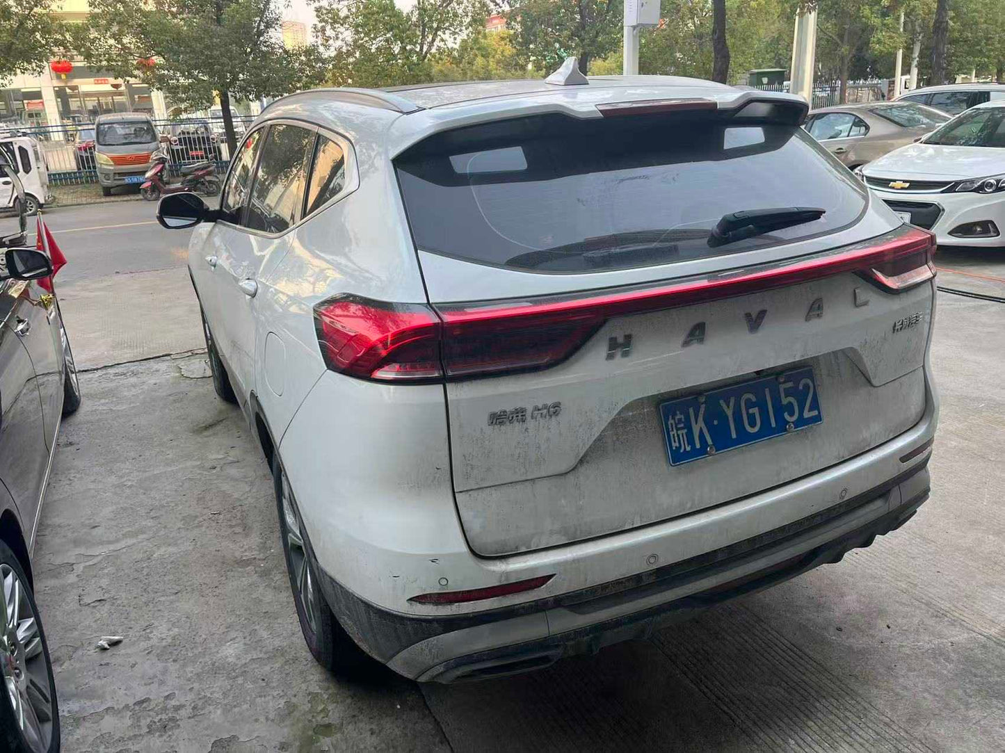 Haval H6 2021 вид сзади