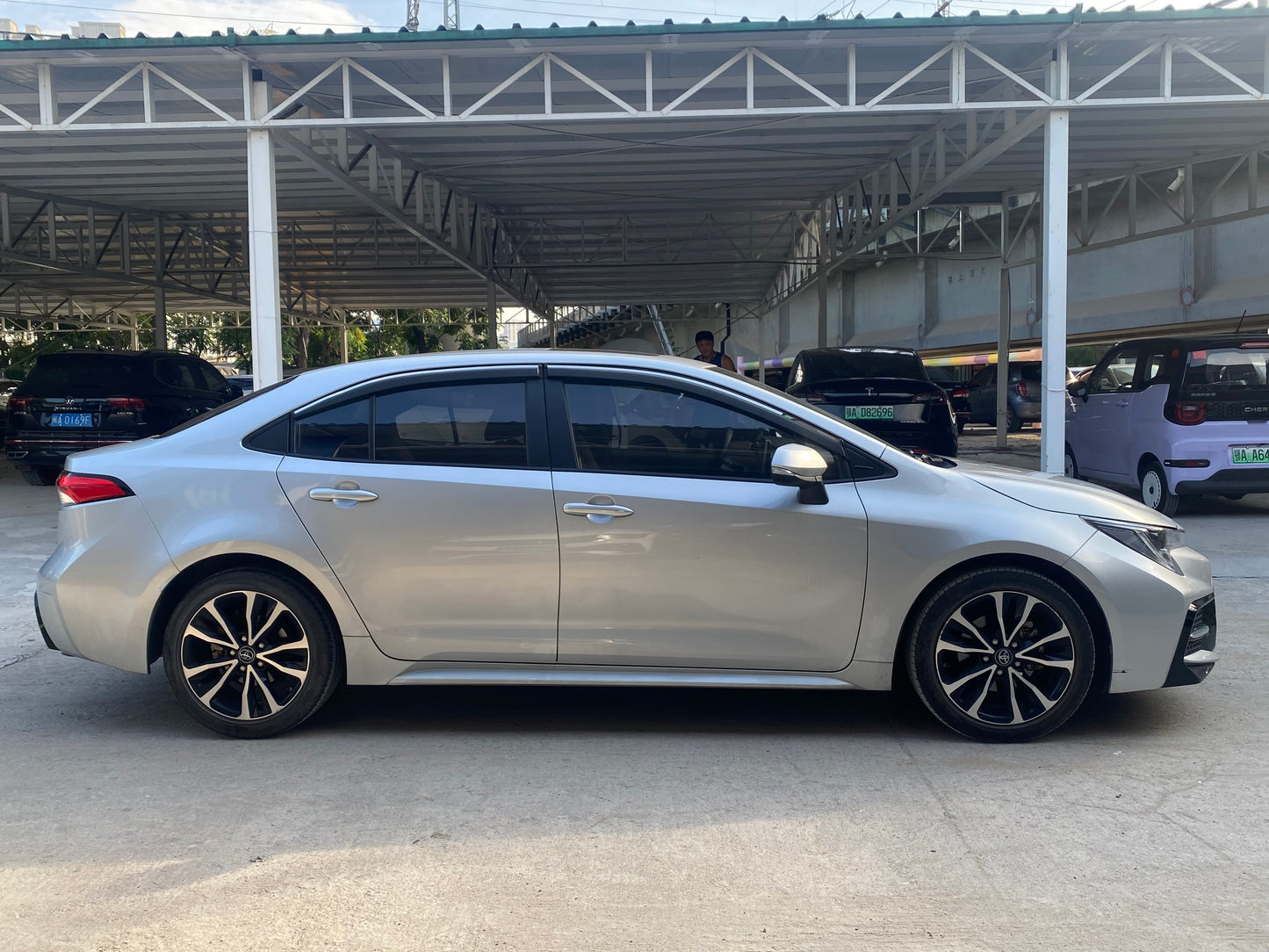 Боковой вид Toyota Levin 2021