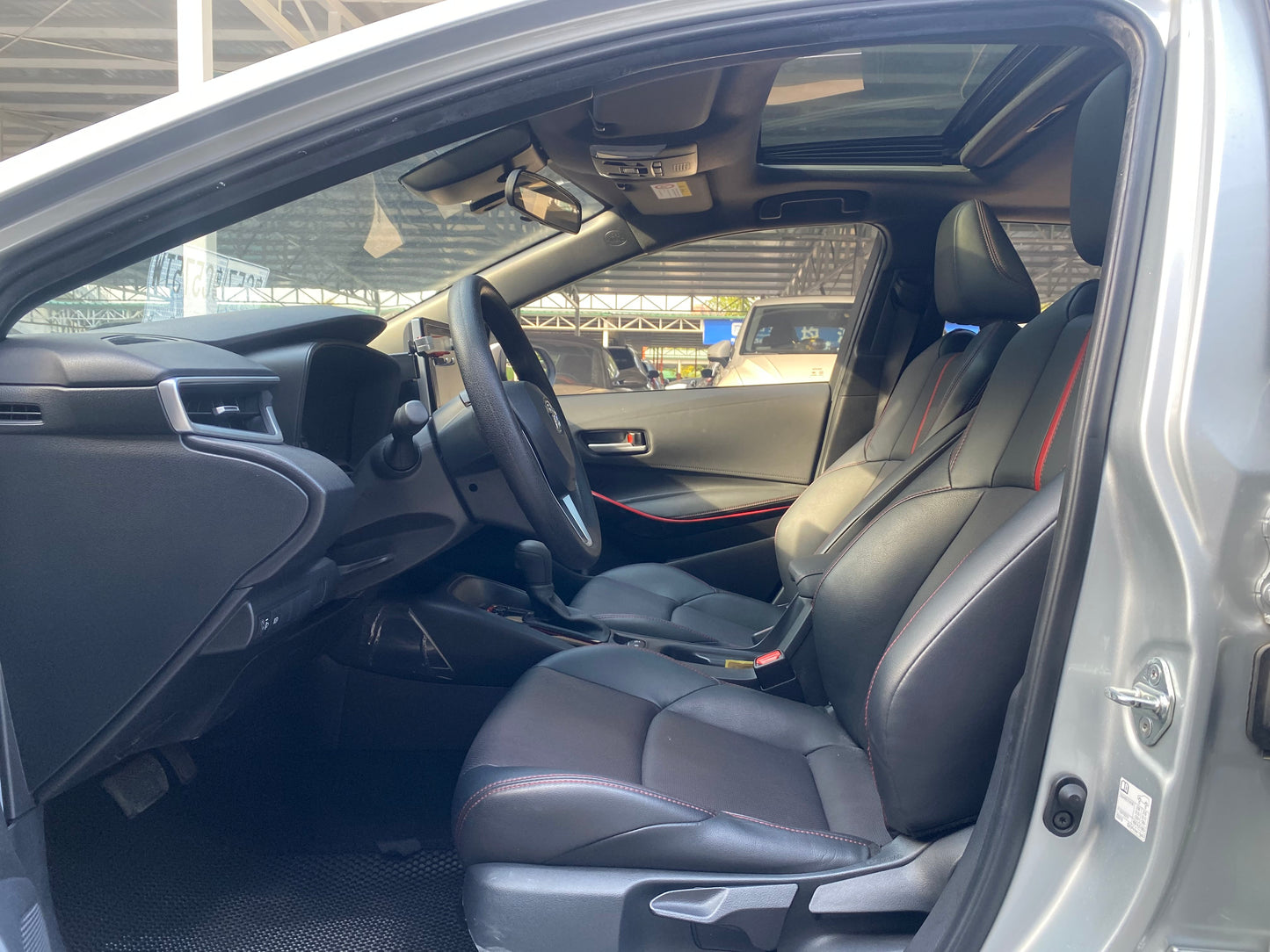 Интерьер Toyota Levin 2021