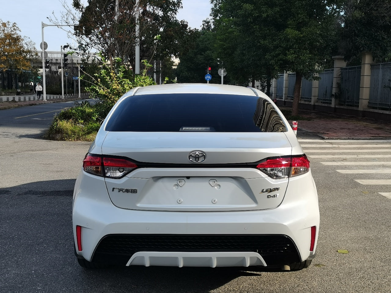 Toyota Corolla, вид сзади