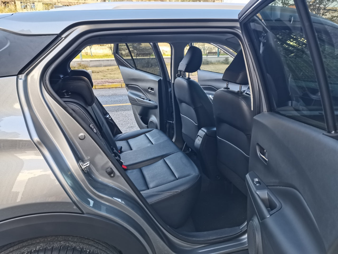 Nissan Kicks, задние сиденья