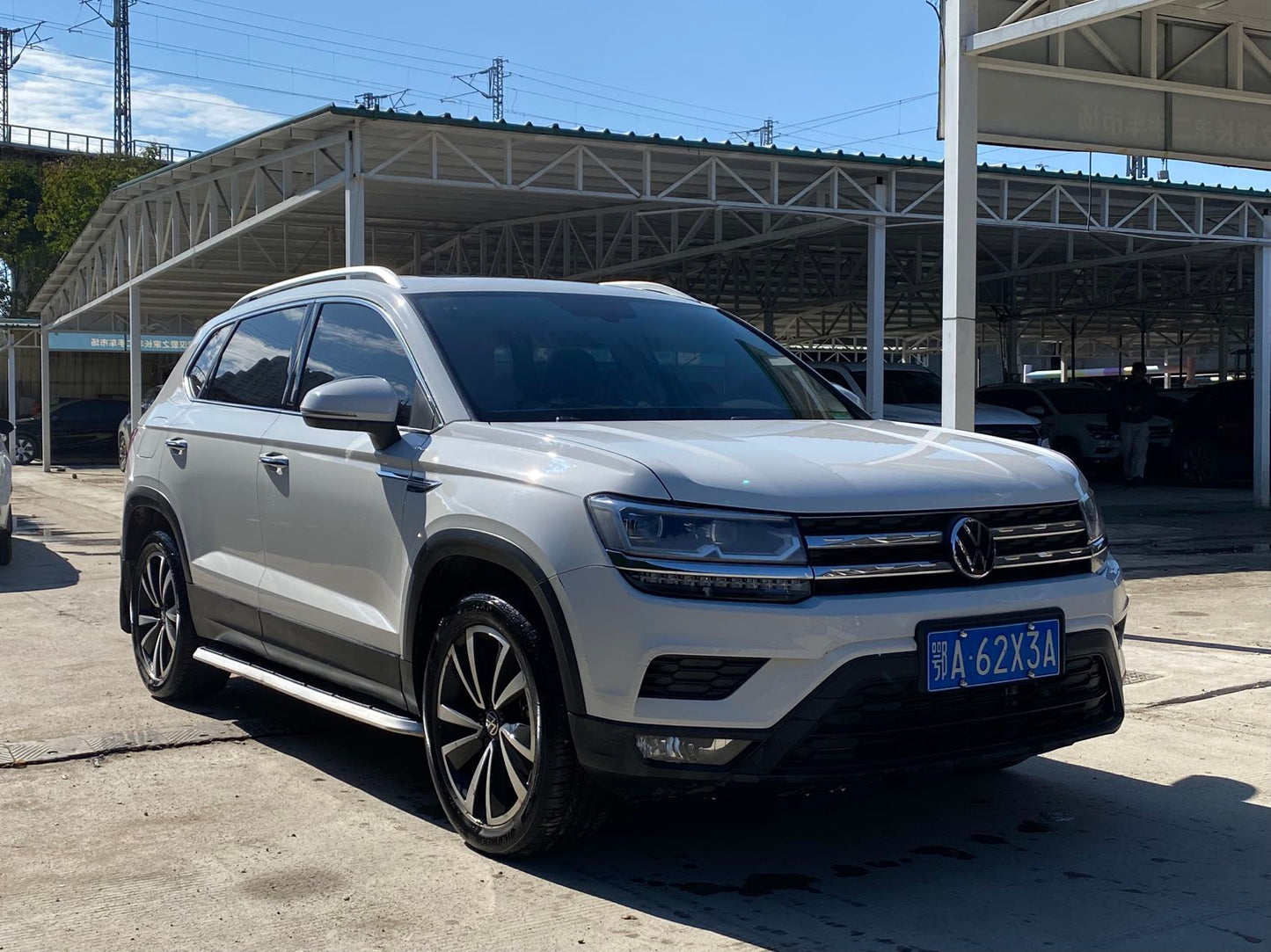 Volkswagen Tharu 2021, вид сбоку