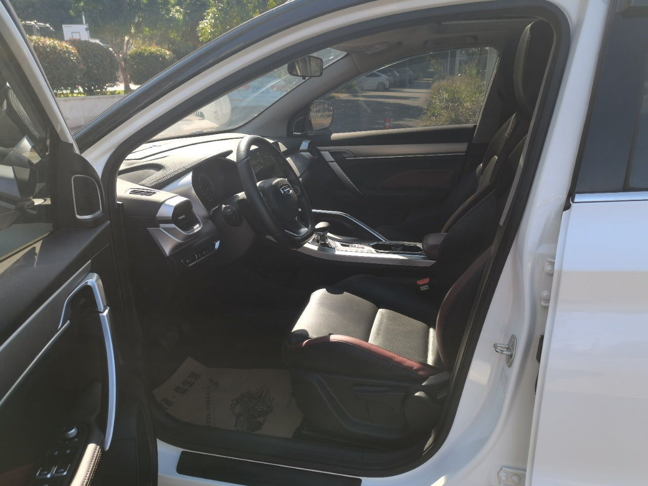 Coolray 2021 интерьер