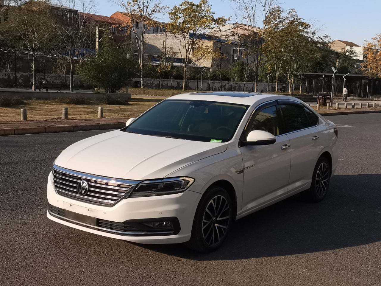 Lavida 2022 вид сбоку