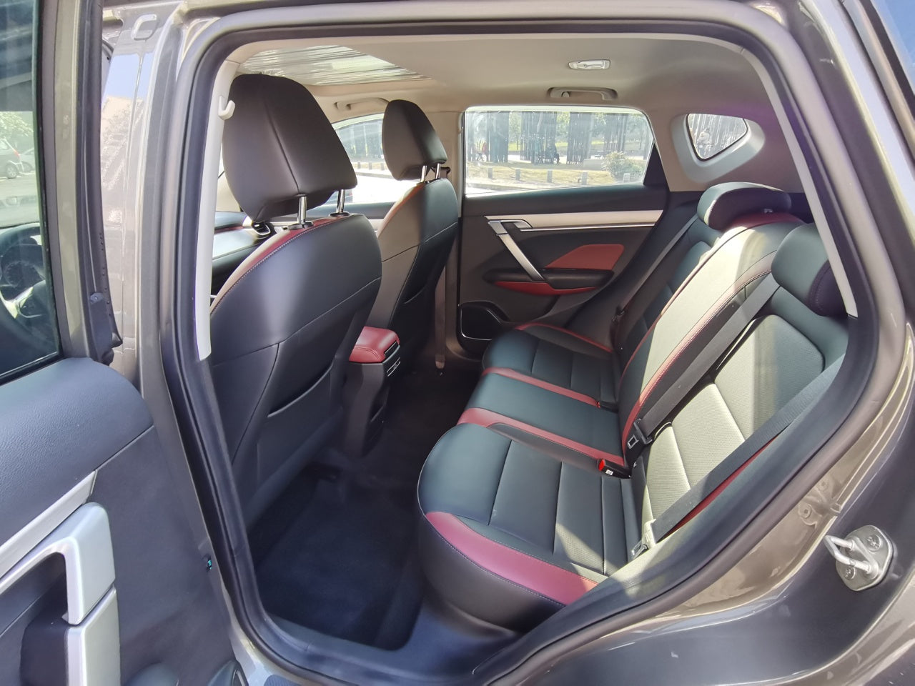 Geely Binyue, задний ряд сидений