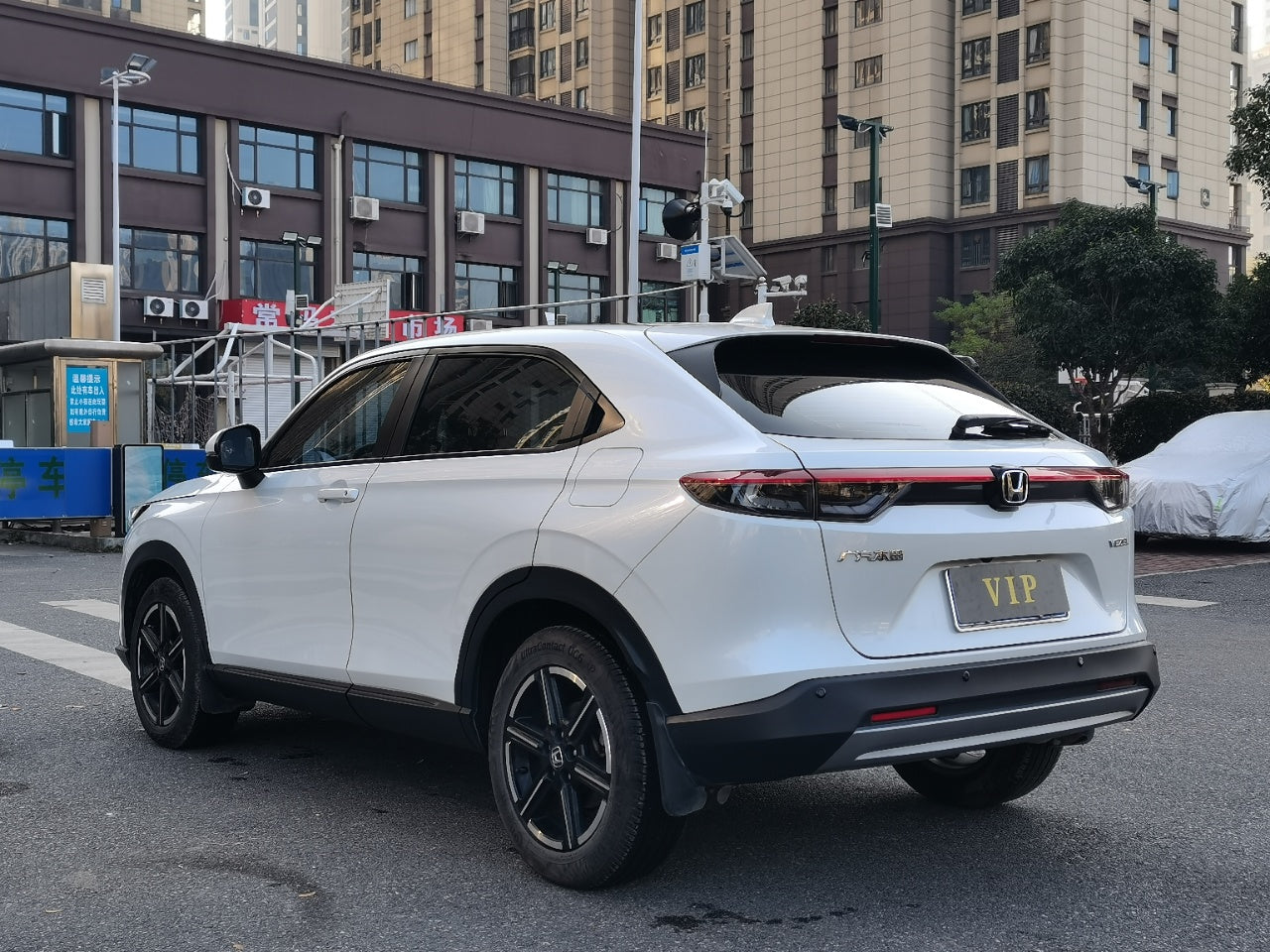 Honda Vezel 2023 задний вид