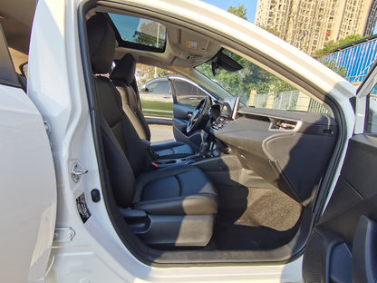 Toyota Corolla 2021 интерьер