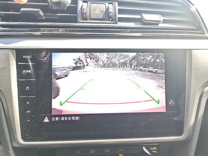 Volkswagen Lamando 2021 центральная консоль · мультимедиа · панель управления