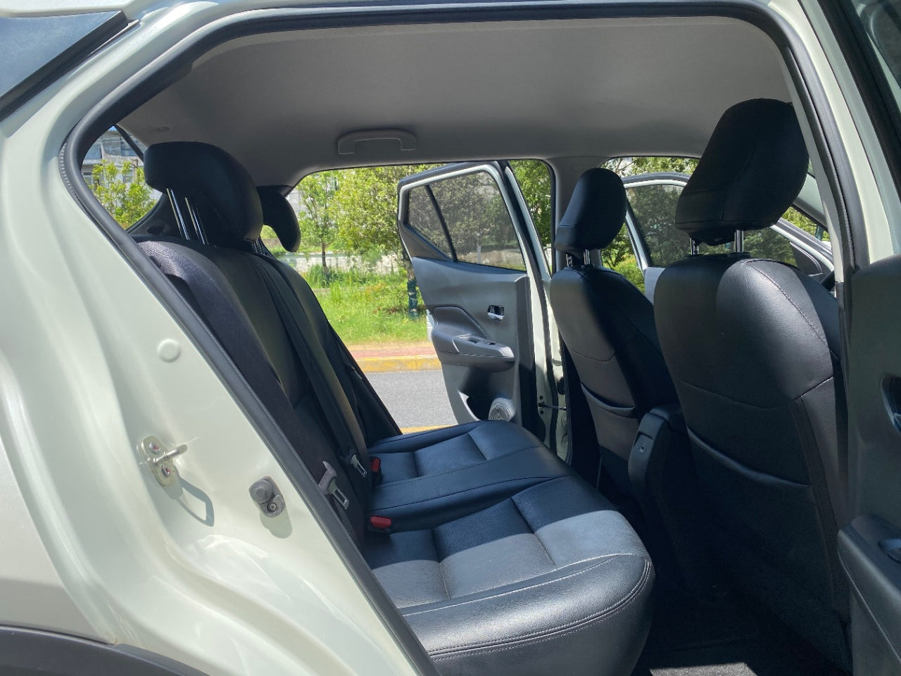 Интерьер Nissan Kicks 2022