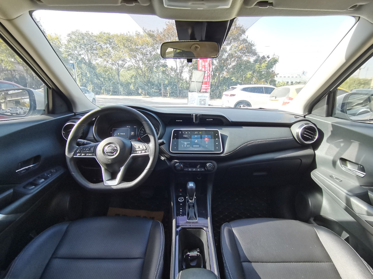 Панель управления Nissan Kicks 2022