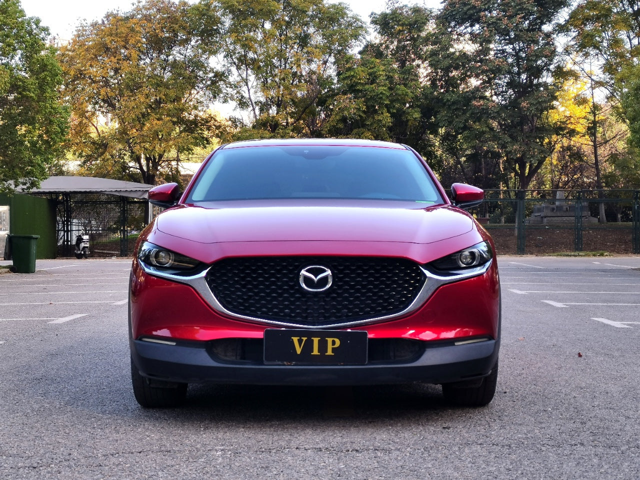 Передний вид Mazda CX-30 2021