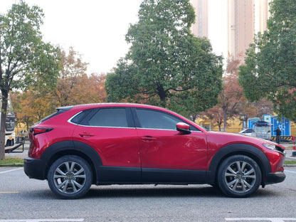 Боковой вид Mazda CX-30 2021
