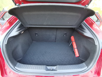 Интерьер Mazda CX-30 2021