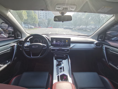 Панель приборов Geely Coolray 2021