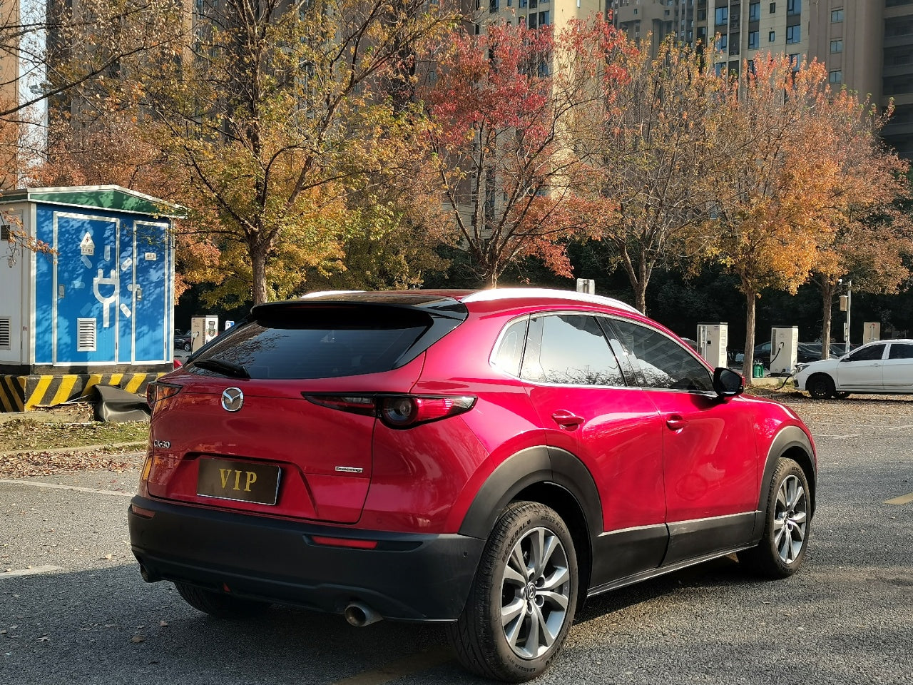 Mazda CX-30 2020 боковая часть