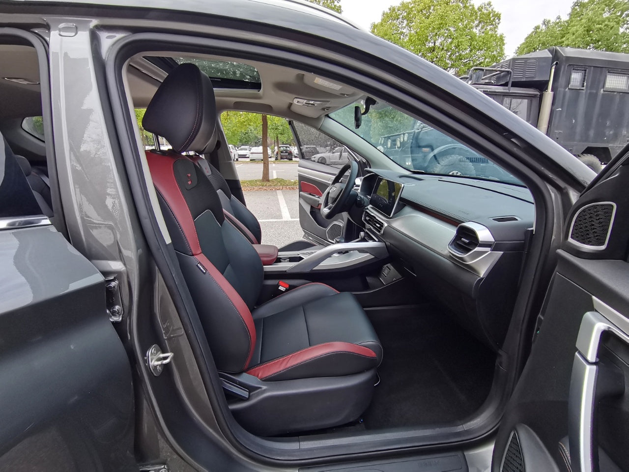 Geely Binyue 2021 1.4T DCT Diamond Edition