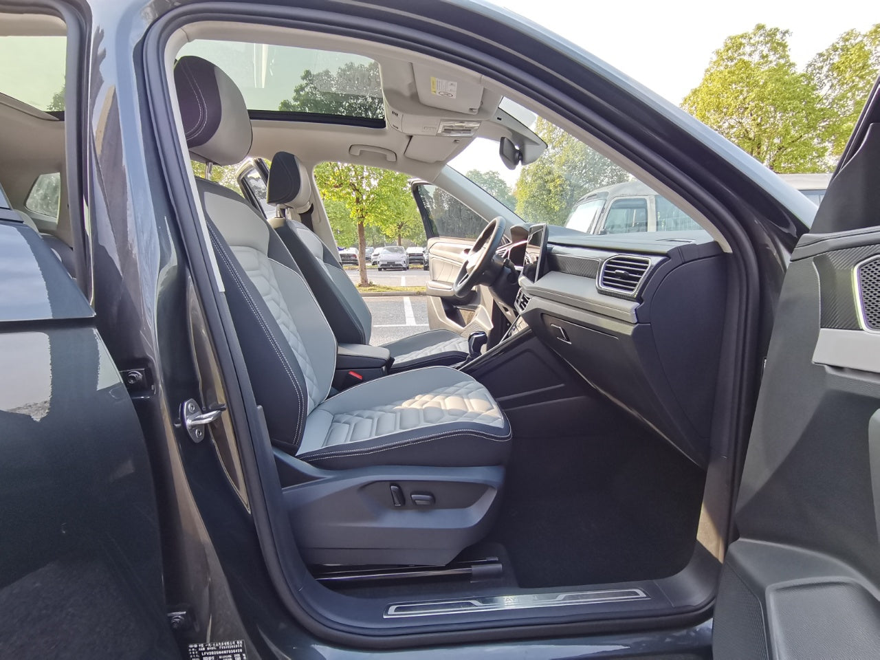 Volkswagen Tayron 2023 280TSI 2WD Luxury Plus Advanced Edition