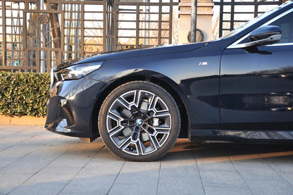 2024 BMW 5 Series 530Li 48V2.0T Luxury M Sport Package Automatic