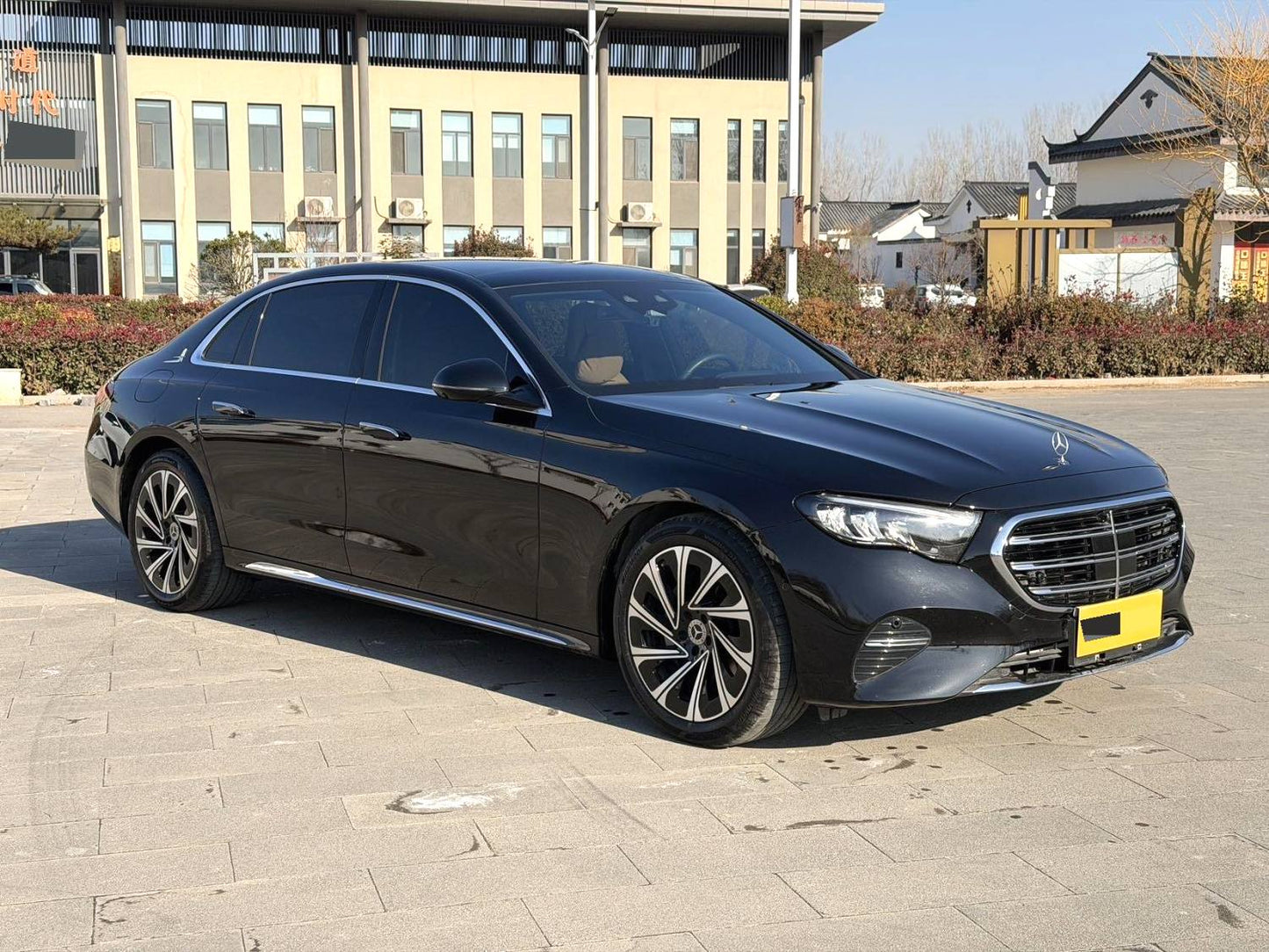 2024 Mercedes-Benz E-Class E300L 48V 2.0T Luxury Automatic