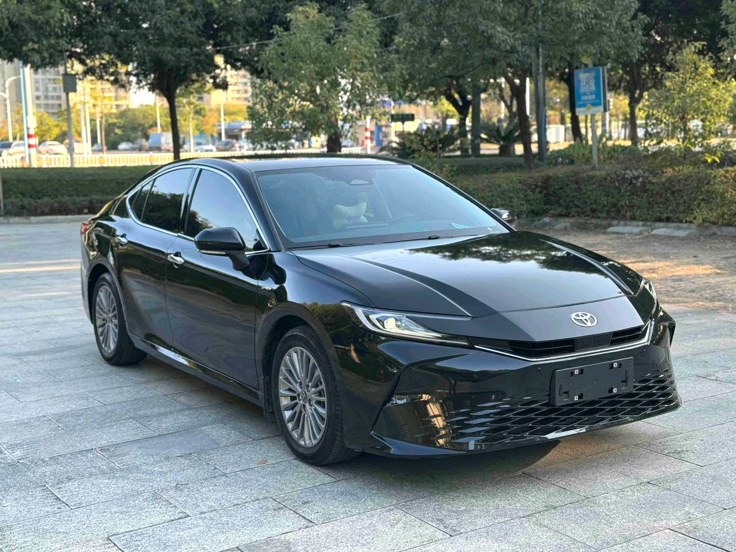 2024 Toyota Camry Hybrid 2.0HG CVT Premium Edition Automatic