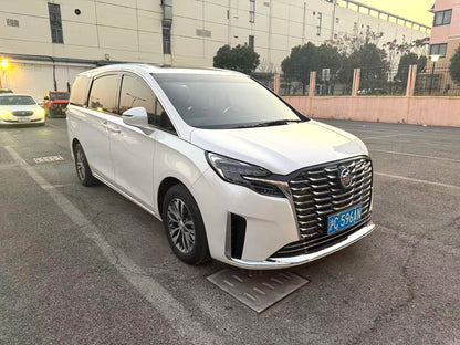 别克 2023款 GL8 ES 陆尊 48V 2.0T 653T 尊享型 自动挡