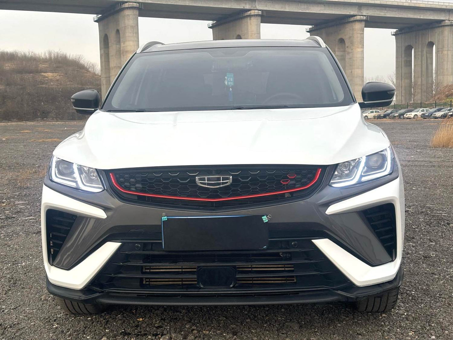 吉利 2021款 缤越 1.4T 钻石版 自动挡