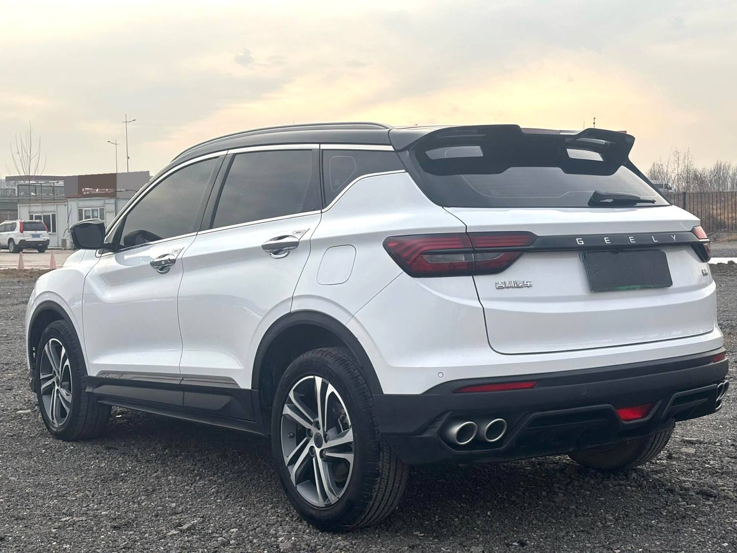 吉利 2021款 缤越 1.4T 钻石版 自动挡